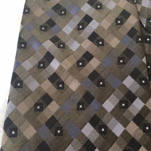 Like New Saxony Collection Pattered Tie - Picture 5 of 5